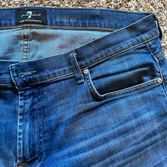 7 For All Mankind Luxe Performance Men’s Austyn Relaxed Straight Jean - Picture 4 of 8